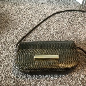 VINTAGE CROSS BODY